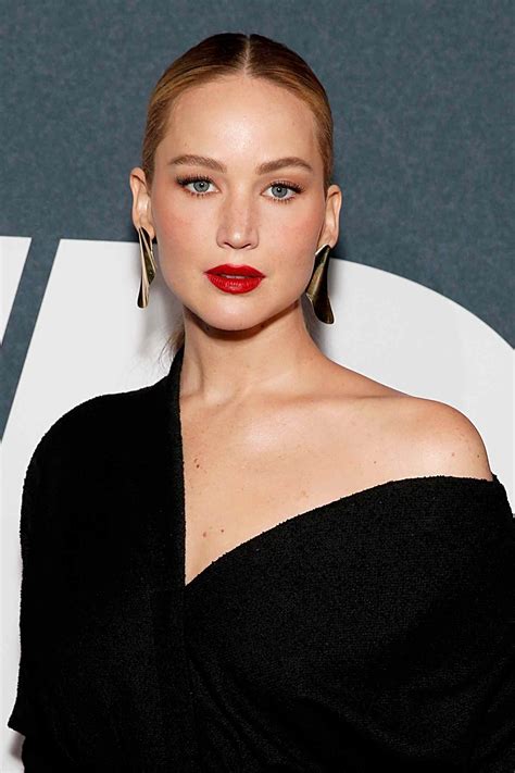 We Found the Exact Red Lipstick Jennifer Lawrence 